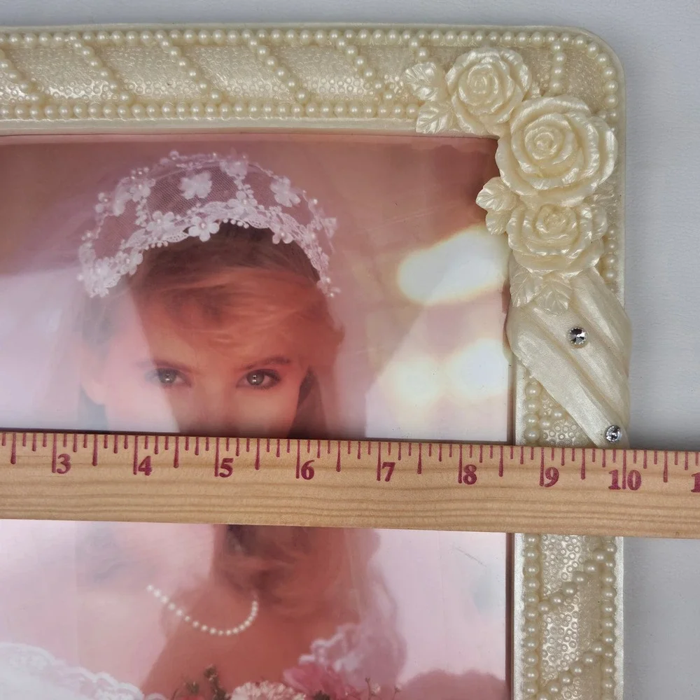 Vintage 80s Faux Pearl Bridal Frame 8x10 Cottagecore Shabby Chic Romantic Roses